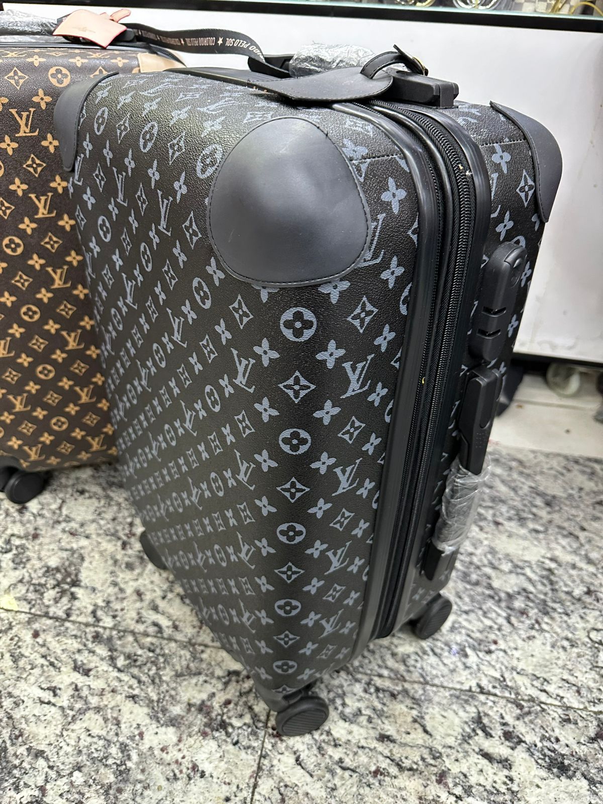 Mala LV e Gucci 2º Linha